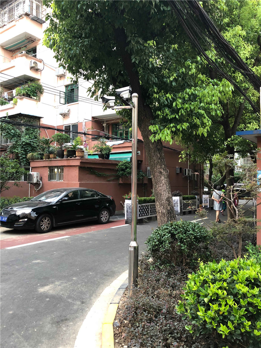 上海甘泉一村小區太陽(yáng)能路燈